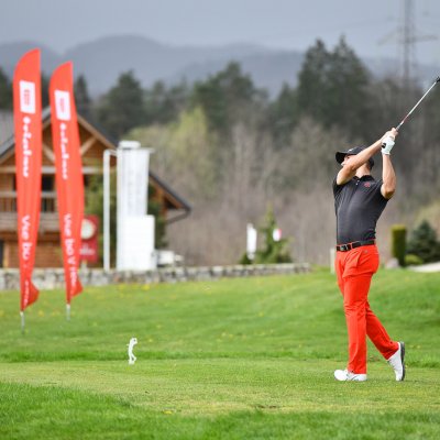Po zahtevnem zadnjem dnevu Barbara Car in Žan Luka Štirn zmagala na 1.SLO Tour-u